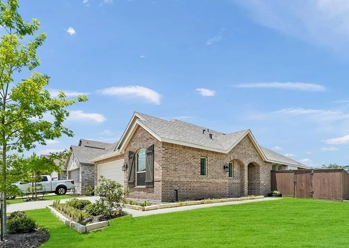 16431 Apache Woods Way in Humble, Texas